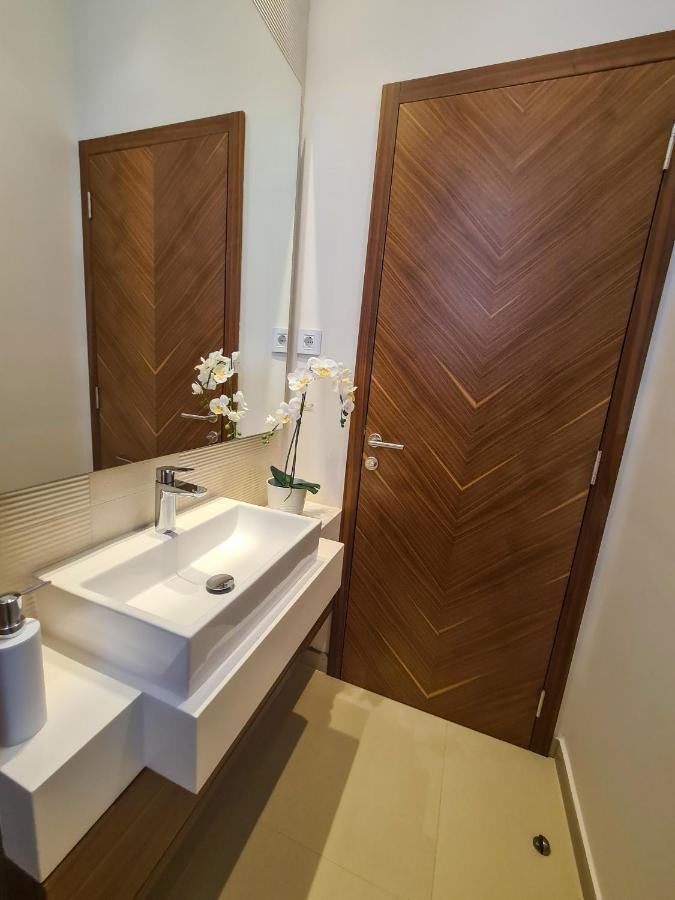 Lux Apartment In City Center Belgrado Exterior foto